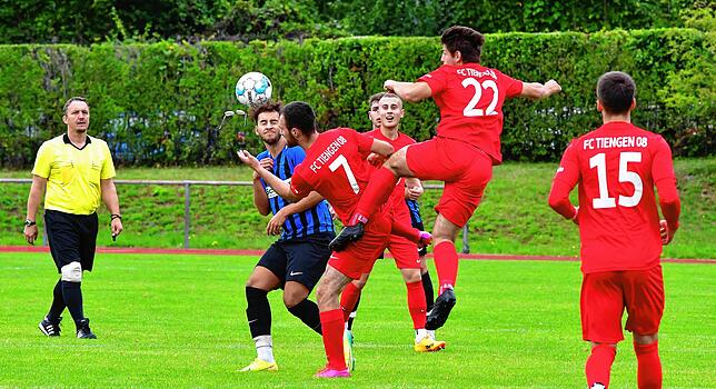 Bild 6: FC Tiengen 08 setzt sich mit 4:3 bei Aufsteiger SG FC Wehr-Brennet durch &ndash; und wir haben Bilder!