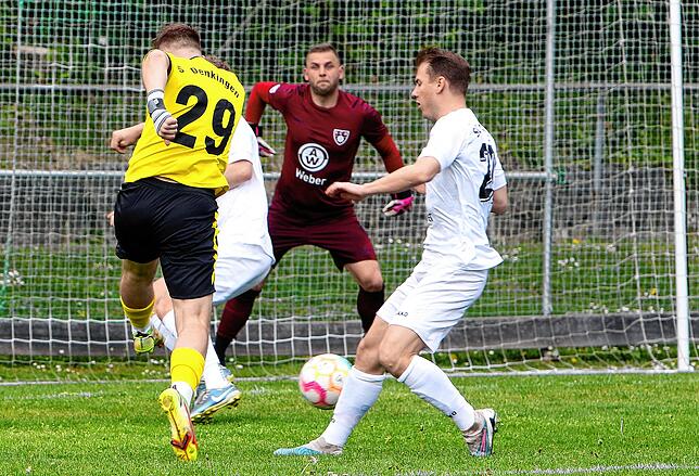 Bild 27: SV Denkingen gewinnt Spitzenspiel beim SC Markdorf. Wir waren mit der Kamera dabei!