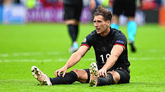 Am Boden: Leon Goretzka steht nach der Niederlage gegen England die Enttäuschung ins Gesicht geschrieben. Bild: dpa