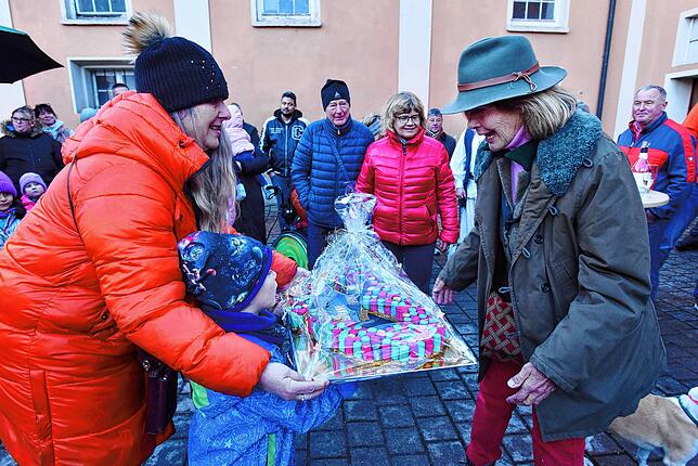 Bild 7: So glitzernd startet die Fürstenberg-Weihnachtswelt in Donaueschingen