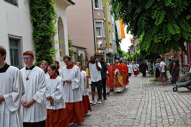Bild 12: Hausherrenfest 2024: Hausherren-Prozession nach dem Hochamt