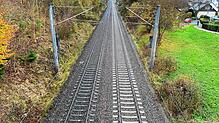 Auf der Bahnstecke Singen-Engen (Archivbild) fährt am Abend des 1. April erstmal kein Zug.