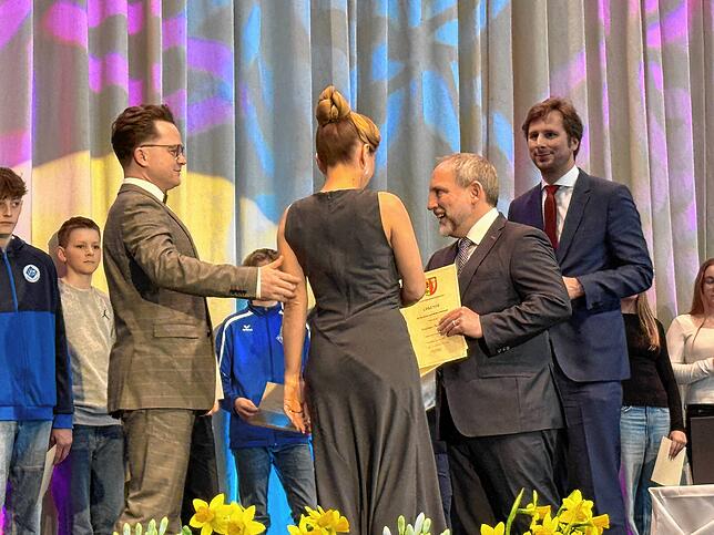 Bild 9: Die schönsten Bilder der Sportlerehrung in der Ludwig-Roos-Halle in Ettenkirch