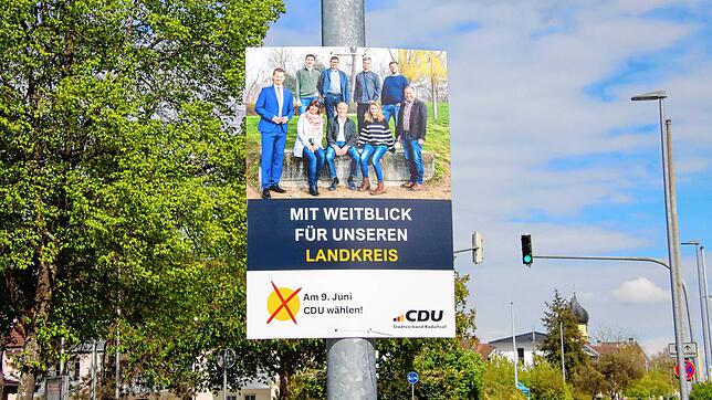 In Radolfzell hängen sie schon: Plakate zur Kommunalwahl am Sonntag, 9. Juni, wie dieses von der CDU für den Konstanzer Kreistag. Warum ...