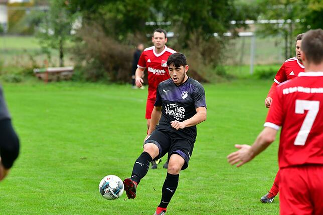 Bild 12: FC Wittlingen feiert schmeichelhaftes 1:0 gegen den FC RW Weilheim &ndash; und wir haben Bilder!