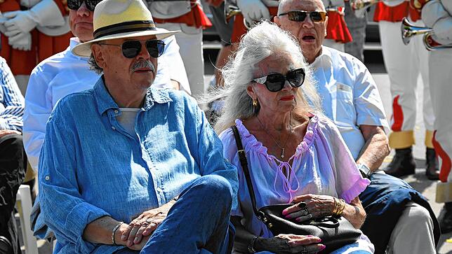 Bild 5: Figurengruppe zum Seehasenjubiläum enthüllt – Die besten Bilder!