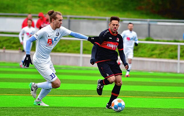Bild 4: FC Erzingen siegt trotz Unterzahl mit 5:2 gegen den FC RW Weilheim &ndash; und wir haben die Bilder!