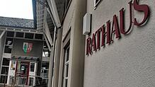 Der neue Gemeinderat hat die Arbeit im Dachsberger Rathaus aufgenommen. Bild: Karin Steinebrunner