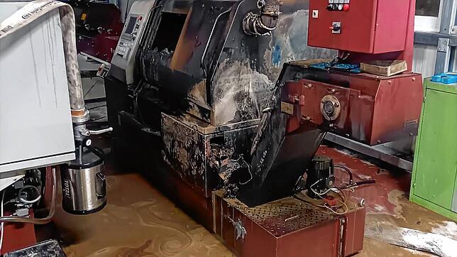 In einem metallverarbeitenden Betrieb in Niedereschach, Ortsteil Fischbach, hat sich am Mittwochabend ein Brand an einer CNC-Maschinen ...