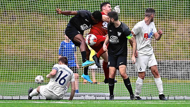 Bild 29: TuS Stetten setzt sich mit 5:1 gegen FC Erzingen durch – und wir haben Bilder!