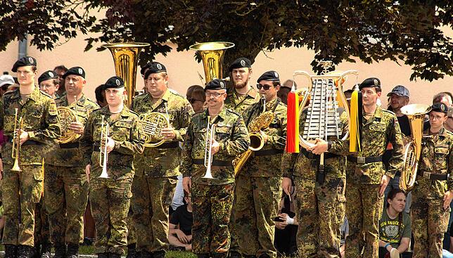 Bild 12: 11.000 Besucher strömen in die Fürstenberg-Kaserne: Eindrücke vom Tag der offenen Tür