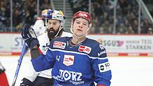 Der Weg zur Eishockey-WM 2024 endet für Schwenningens Stürmer Alexander Karachun früh. Bundestrainer Harold Kreis hat ihn nicht mehr ...