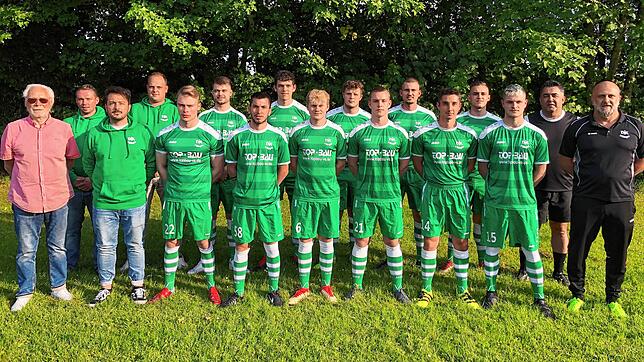 Die Neuen im Team der DJK Villingen (von links): Hartmut Siegle (Sportliche Leitung), Philipp Pfrinder (Sportliche Leitung), Björn ...