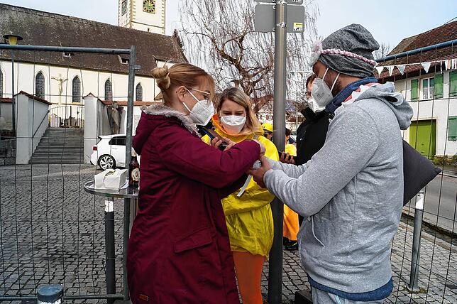 Bild 5: Bilder vom Frickinger Narrenbaumstellen