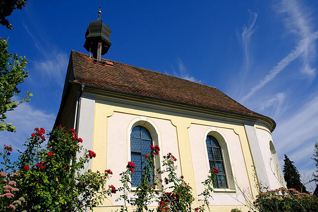 Die Nikolauskapelle ist ein kulturelles Kleinod in Owingen.