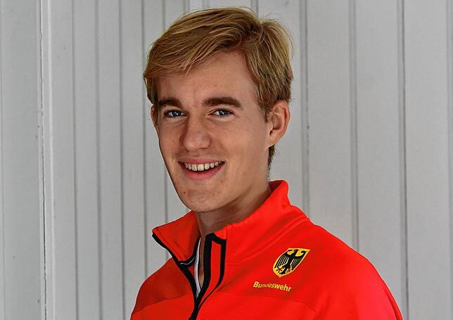 Fabian Kaskel (19) aus Bad Säckingen ist seit gut zehn Jahren Biathlet. Begonnen hat er beim SC Bad Säckingen, wechselte 2017 zum SC ...
