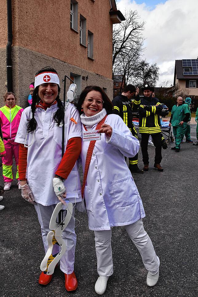 Bild 11: Die schönsten Bilder vom Sonntagsumzug der Krebsbachputzer