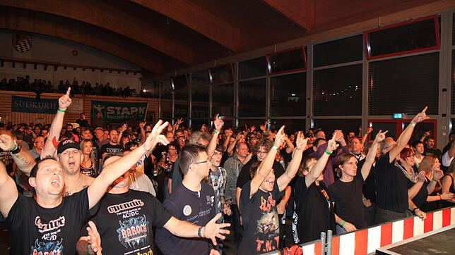 2013 gastierte schon einmal die bekannte AC/DC-Coverband Barock in Unadingen und lockte alle Fans der australischen Gruppe. Diesen ...