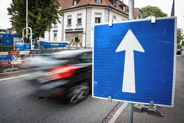 Die Bärenstrasse kann derzeit nur von West nach Ost durchfahren werden.