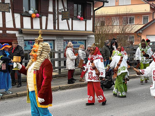 Bild 18: Bilder vom Jubiläumsumzug der Bierkärhexen in Mimmenhausen - das war die Gaudi!