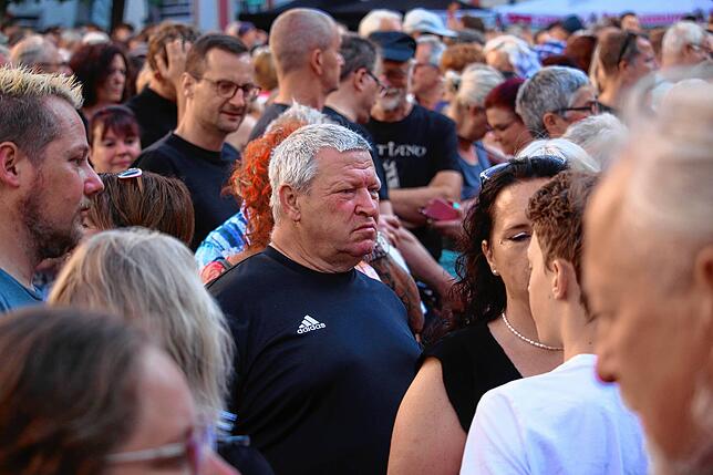 Bild 18: Santiano rocken auf dem Schlossplatz (Teil 2)