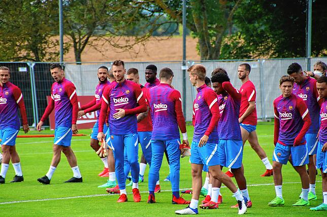 Bild 14: Wie der FC Barcelona in Aasen trainiert? Wir zeigen es Ihnen mit diesen Bildern!