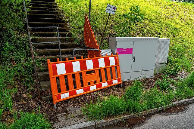 Die baufällige Treppe ist mittlerweile offiziell gesperrt.