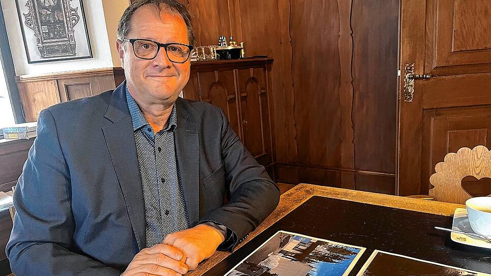 Oberbürgermeister Jürgen Roth blickt im SÜDKURIER-Gespräch auf die wichtigsten Ereignisse des Jahres zurück. Vom SÜDKURIER hat er dafür ...