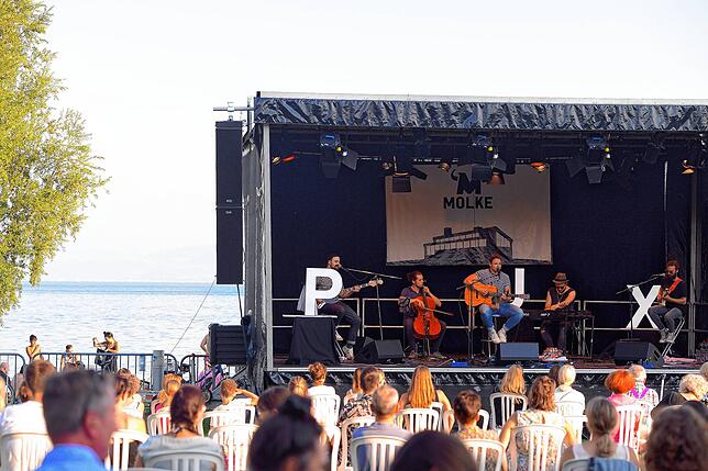 Festivalstimmung bei &bdquo;Kultur am Ufer&ldquo;.