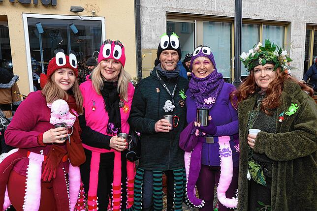Bild 27: Konstanzer Straßenfasnacht 2025: Die besten Bilder vom Schmotzigen Dunschtig