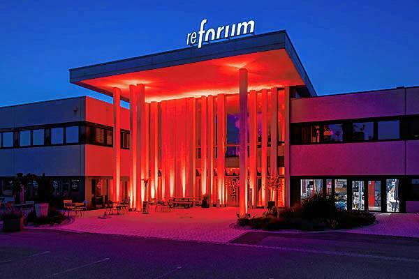 Night of Light: Das Reforum, ein Arbeits-, Event- und Tagungsforum, in Binzen bei Lörrach.