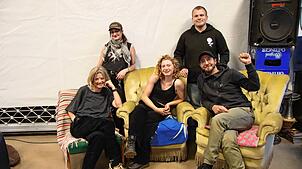 In Singen und dem Hegau gibt es nun ein Ortsverband der Linken. Der Vorstand (von links): Nadine Heptner, Chantal Keller, Johanna ...