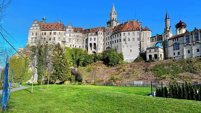 Das Schloss Sigmaringen wird noch heute teilweise von der Familie Hohenzollern bewohnt und ist zudem Sitz der Unternehmensgruppe Fürst ...