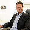 Bernward Gesang ist Professor für Wirtschaftsethik an der Universität Mannheim. Als Buchautor trat er zuletzt mit Titeln wie &bdquo;Mit ...