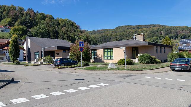 Das Pater Jordan-Haus in Gurtweil muss aufwendig saniert werden. Der katholischen Kirche ist der Erhalt des Gebäudes zu teuer. Die ...