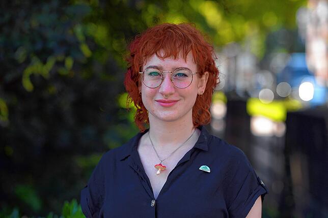 Helen Baur leitet den Queer-Treff im Jugendzentrum Molke.
