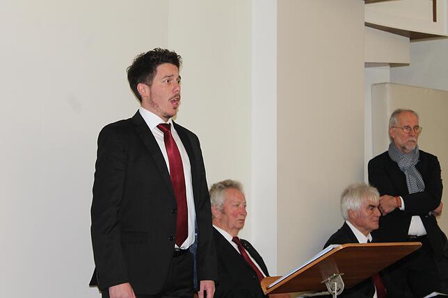Tenor-Solo: Daniel Preis singt &bdquo; Panis Angelicus&ldquo; von César Franck.