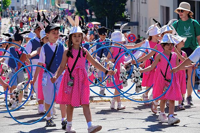 Bild 22: Bilder vom Seehasen-Umzug in Friedrichshafen