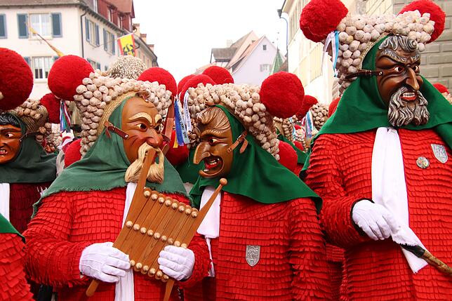 Bild 9: Der Sonntagsumzug des 20. Narrentags in Überlingen: Eindrücke in Bildern