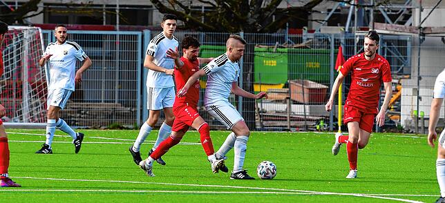 Bild 20: SV Jestetten gewinnt Kellerduell mit 3:2 gegen SV 08 Laufenburg II &ndash; und wir haben Bilder!