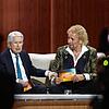 Die beiden Urgesteine der Show unter sich: Frank Elstner (rechts), der Erfinder von &bdquo;Wetten, dass ...&ldquo; ist in der ...