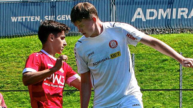 Sein letztes Heimspiel im Dress des SC Pfullendorf absolviert Connor Mitchell (rechts), der zum SV Denkingen wechselt.