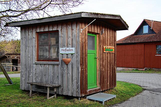 Die Verkaufsstelle vom Lorenzhof in Illmensee-Ruschweiler.