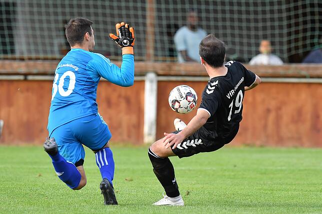 Bild 28: SV 08 Laufenburg kassiert späten Ausgleich zum 2:2 beim VfR Hausen &ndash; und wir haben die Bilder!