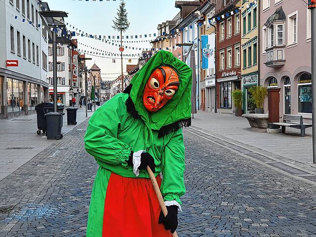 Auf die Plätze, fertig, los: Die Hexen sind schon zu Schabernack aufgelegt.