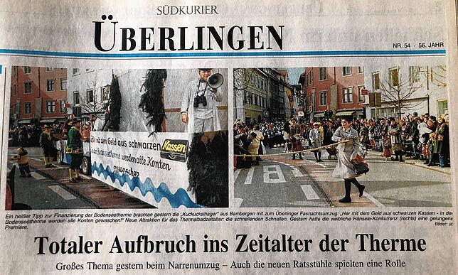 So berichtet der SÜDKURIER am 6. März 2000 über den Sonntagsumzug. Mit Foto einer schnellenden Schnalle nahe dem Landungsplatz.