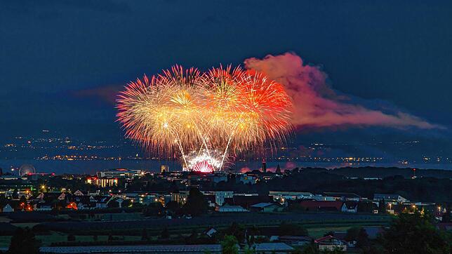 Das große Feuerwerk steht immer am Seehasen-Samstag auf dem Programm. Die Fraktionsgemeinschaft ÖDP/parteilos würde das Spektakel gern ...