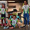 Wir sind parat: Leonie Hierholzer, Neuzugang Jan-Niklas Zebisch (vorn) und Trainer Rainer Beck vom Dick Küchen Racing Team freuen sich ...