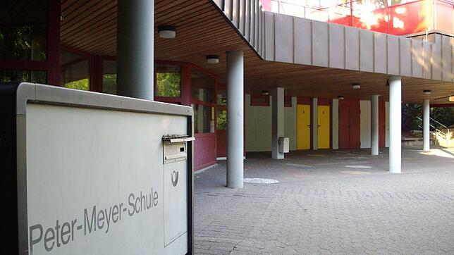 Unser Bild zeigt die Peter-Meyer-Schule. Sie soll künftig gemeinsam mit der Erhard-Junghans-Schule und dem Don-Bosco-Kindergarten ein ...