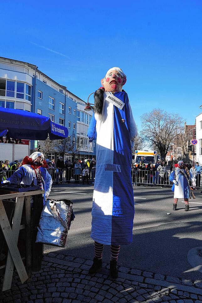 Bild 18: Fasnet in Villingen: Die besten Bilder vom spektakulären Umzug 2025!
